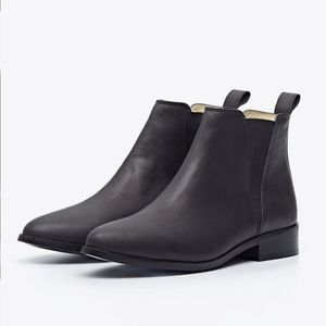 Nisolo Commuter Collection Black Chelsea Boot 9